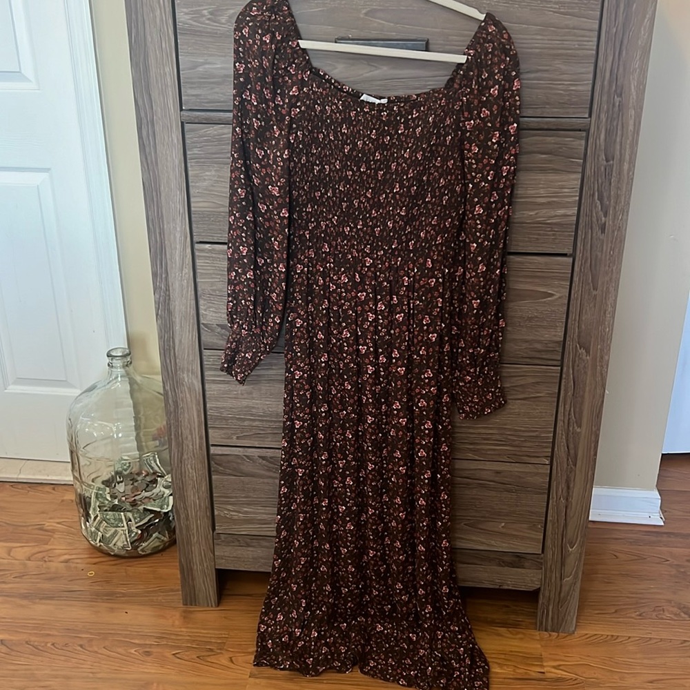 M Long Sleeve Maxi Dress